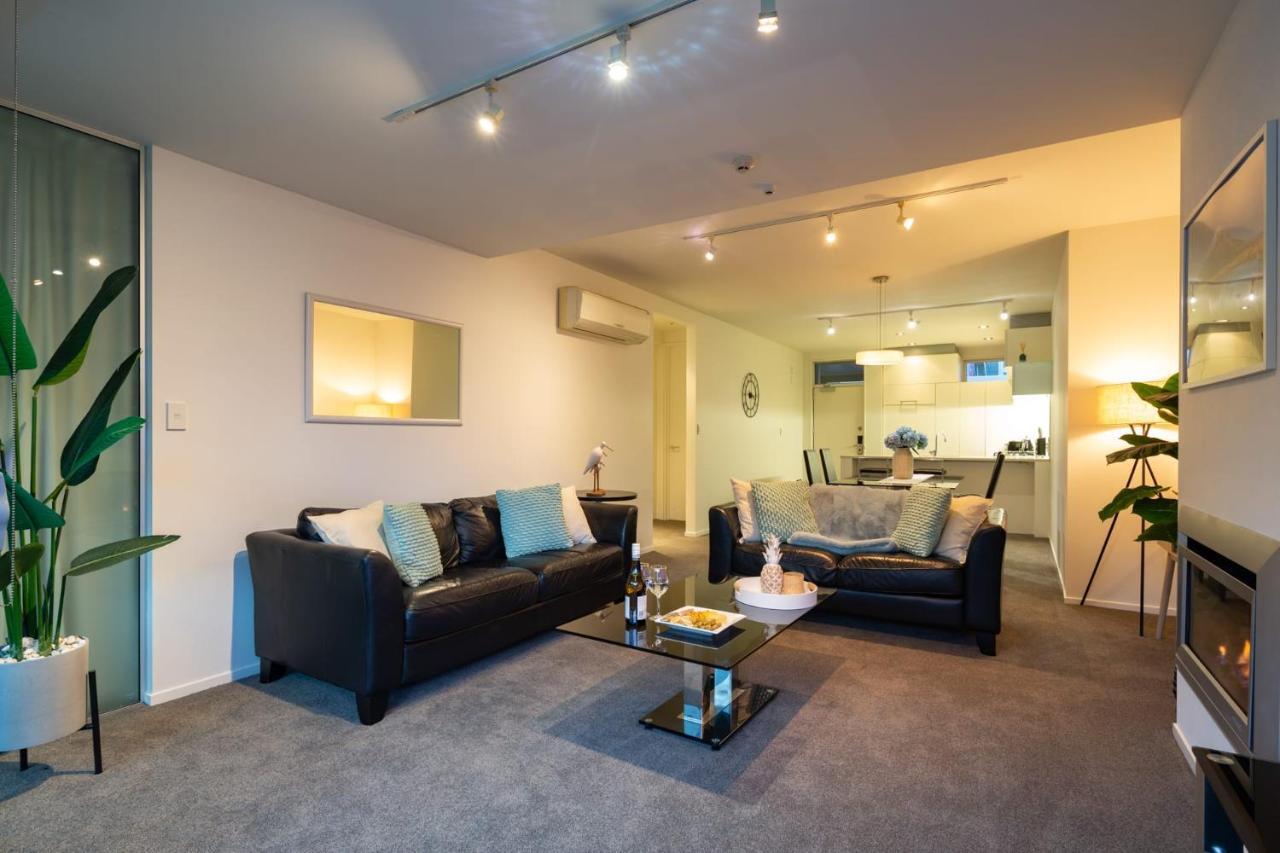 Bowen18 Lake Views Gas Fire Bbq Queenstown Bagian luar foto