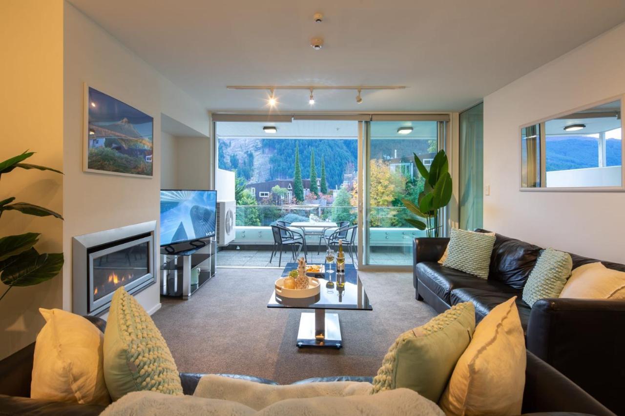 Bowen18 Lake Views Gas Fire Bbq Queenstown Bagian luar foto