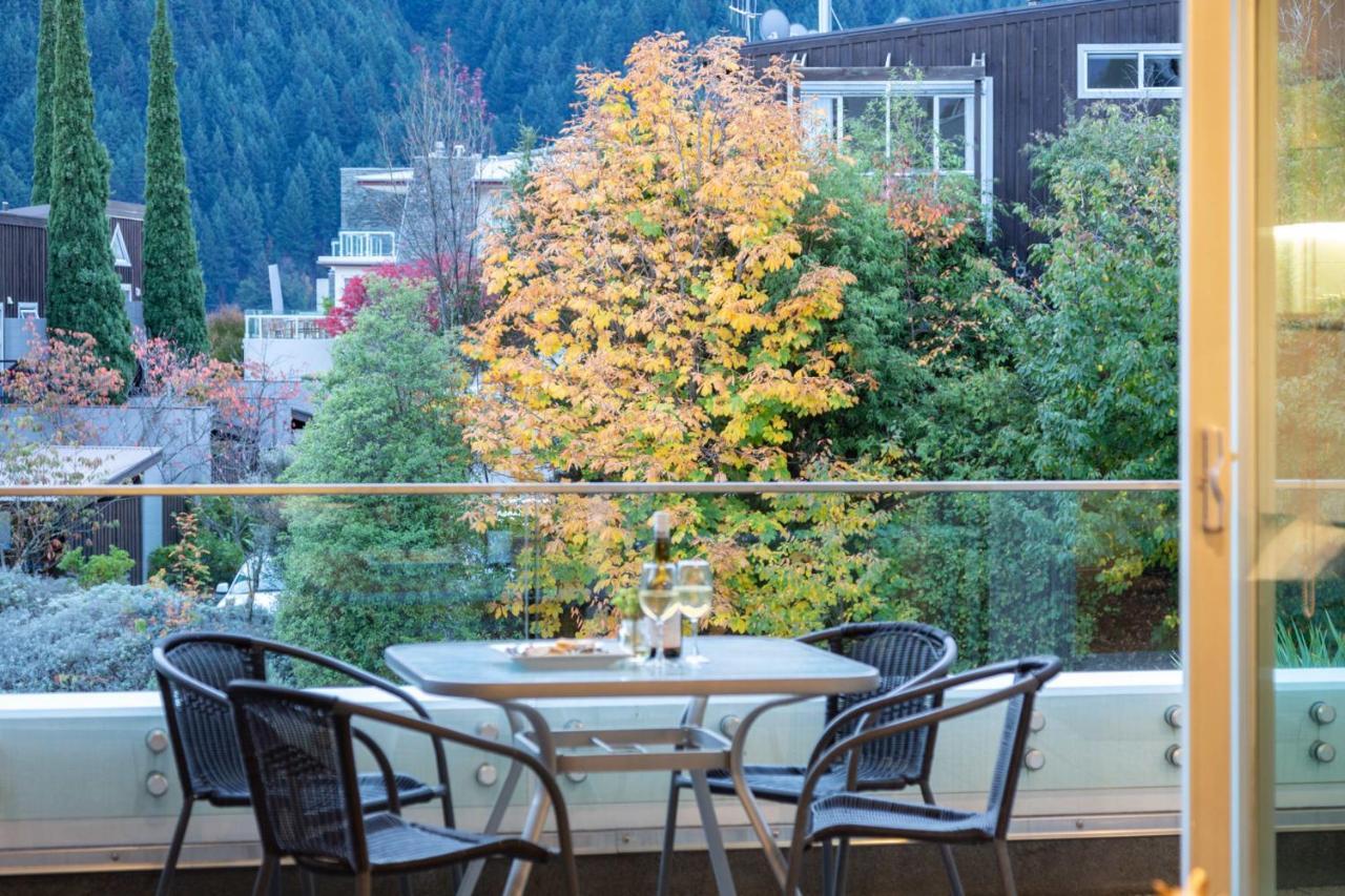Bowen18 Lake Views Gas Fire Bbq Queenstown Bagian luar foto
